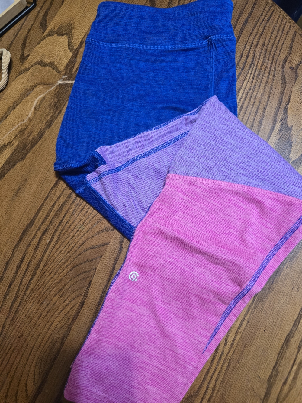 Woman Colorblock Performance Leggings - Pink, Purple & Blue